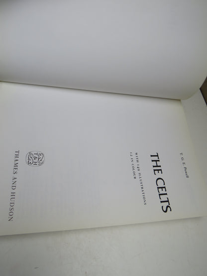 The Celts With 149 Illustrations 12 In Colour By T. G. E. Powell 1989 book image 5