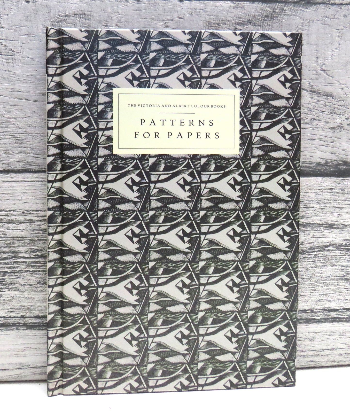 The Victoria and Albert Colour Books - Patterns For Papers