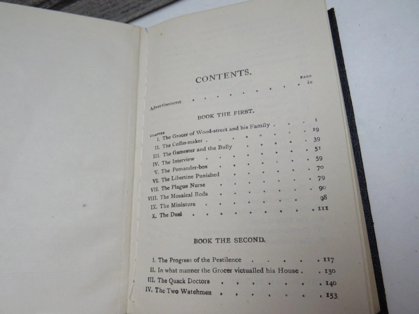 Old St. Paul's By W. H. Ainsworth - Library of Classics, Book Image 5