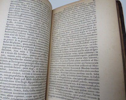 Rerum Scoticarum Historia Auctore Georgio Buchanano Scoto Ad Jacobum VI Scotorum Regem - 1668 - Anti book image 9